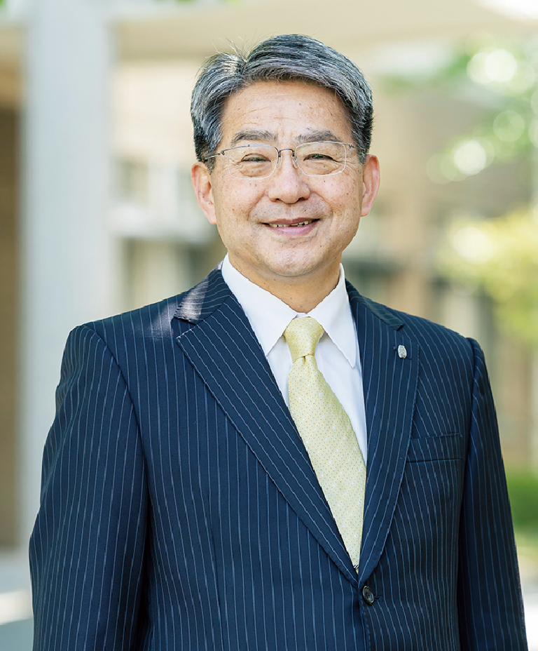 校長 渡辺信一
